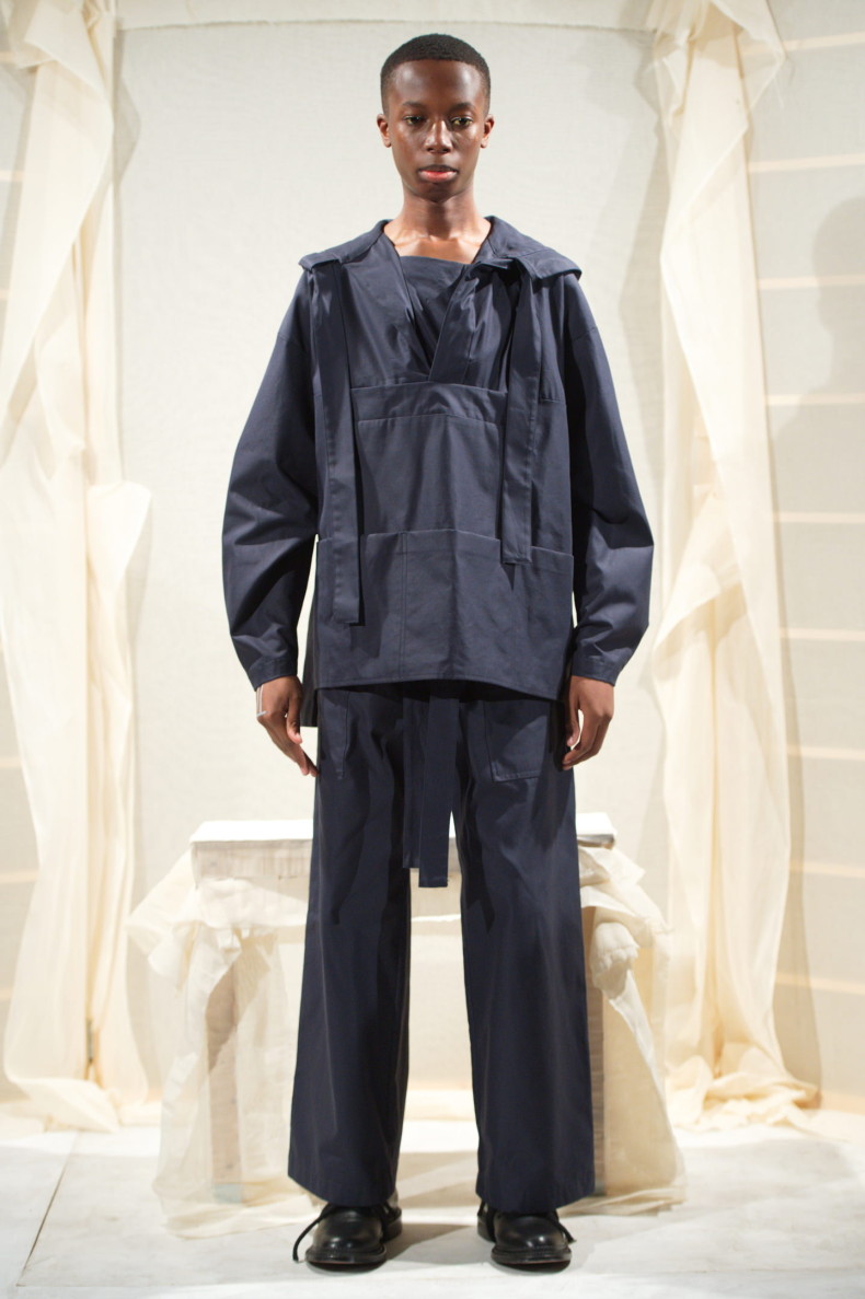 Phoebe_English_MAN_SS17_LOOK_2_-_photo_by_Mitchell_Sams