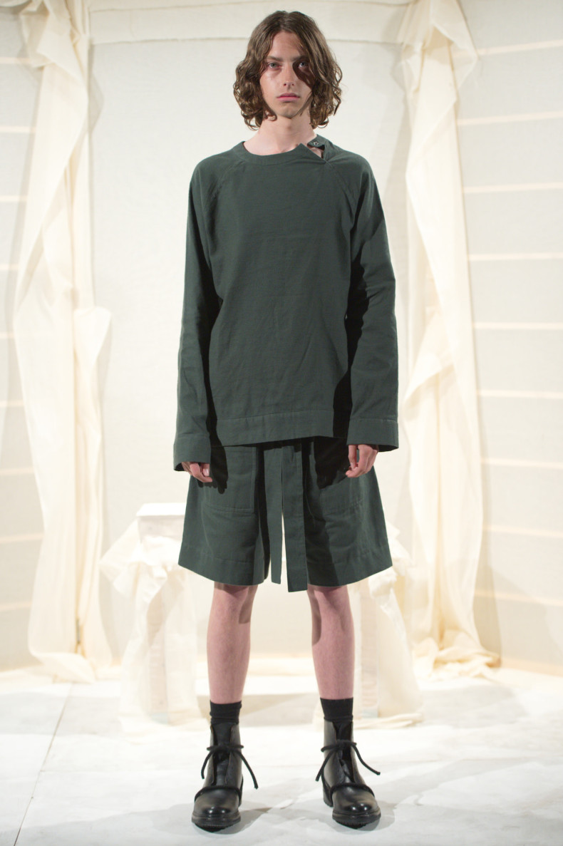 Phoebe_English_MAN_SS17_LOOK_3_-_photo_by_Mitchell_Sams