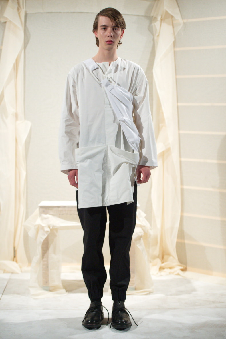 Phoebe_English_MAN_SS17_LOOK_5_-_photo_by_Mitchell_Sams