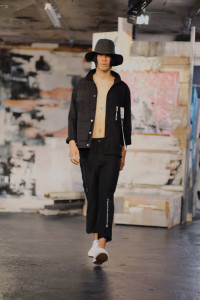 Tourne-de-Transmission-ss17-14