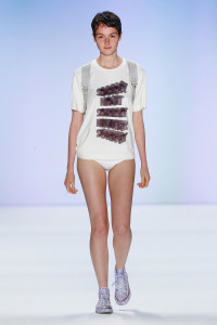 Julian_Zigerli_Show_SS17_Look-02