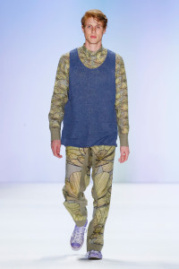 Julian_Zigerli_Show_SS17_Look-07