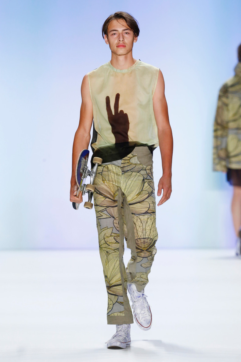 Julian_Zigerli_Show_SS17_Look-10