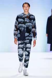 Julian_Zigerli_Show_SS17_Look-17
