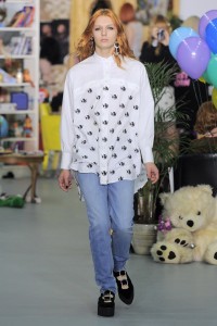 ashley_williams-ss17-17